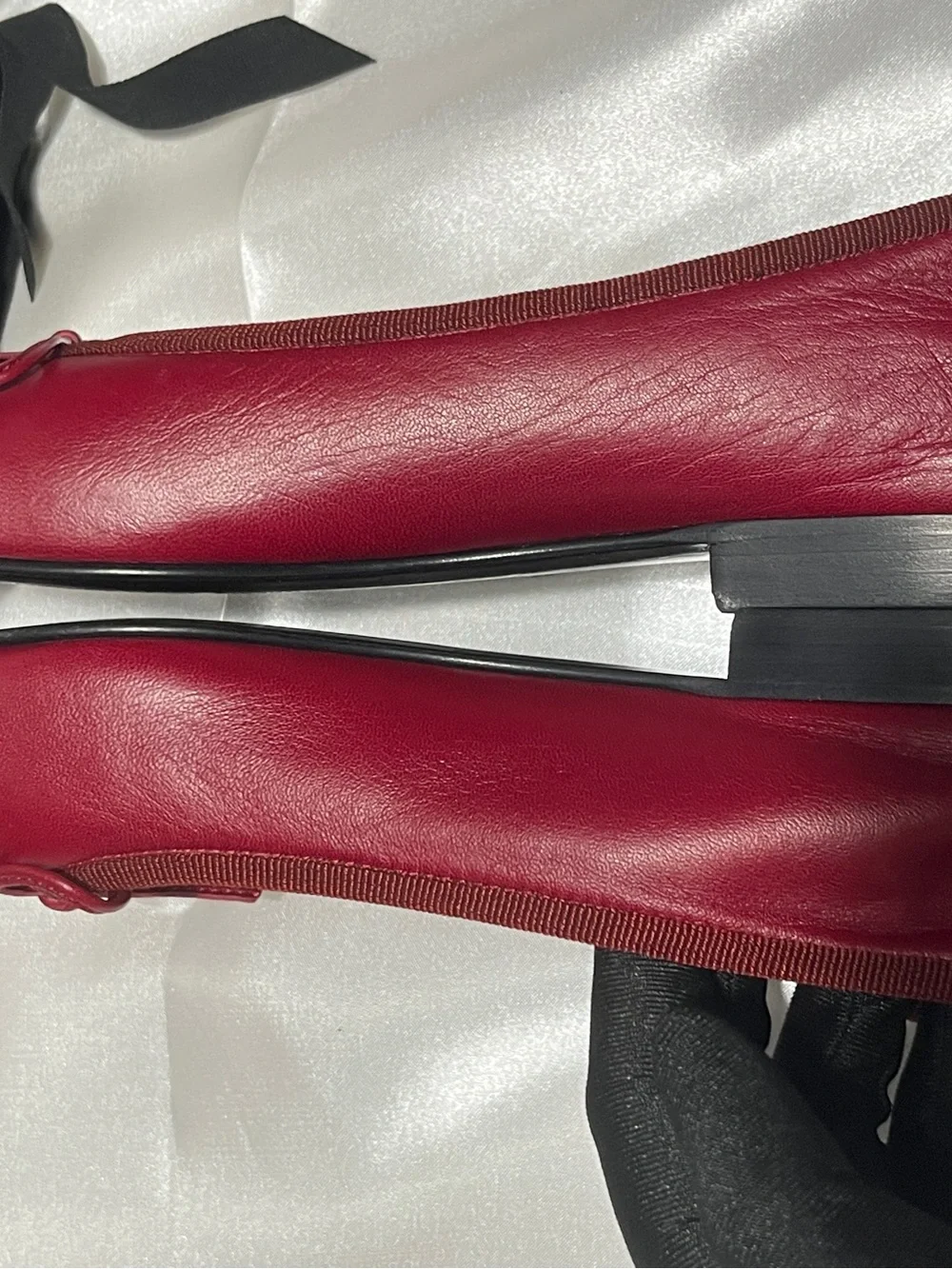 CHANEL Red Leather CC Logo Ballet Flats